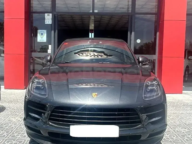 Usado Porsche Macan S 380 CV (279 kW) 2021 Gris / plata SUV