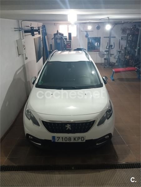 Blanco Usado 2018 Peugeot 2008 Style SUV | 9990 € (Precio justo) - Imagen 1/4