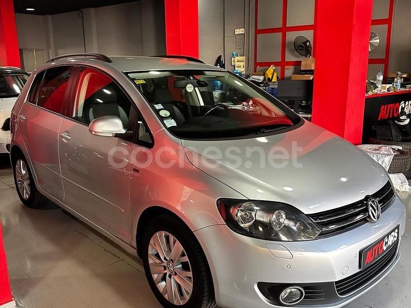 Usado VW Golf Plus Cross Advance 140 CV (102 kW) 2013 Gris / plata Monovolumen