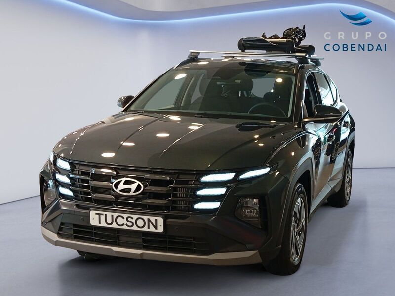 Gris Nuevo 2025 Hyundai Tucson SUV | 32.600 € (Precio justo) - Imagen 1/4