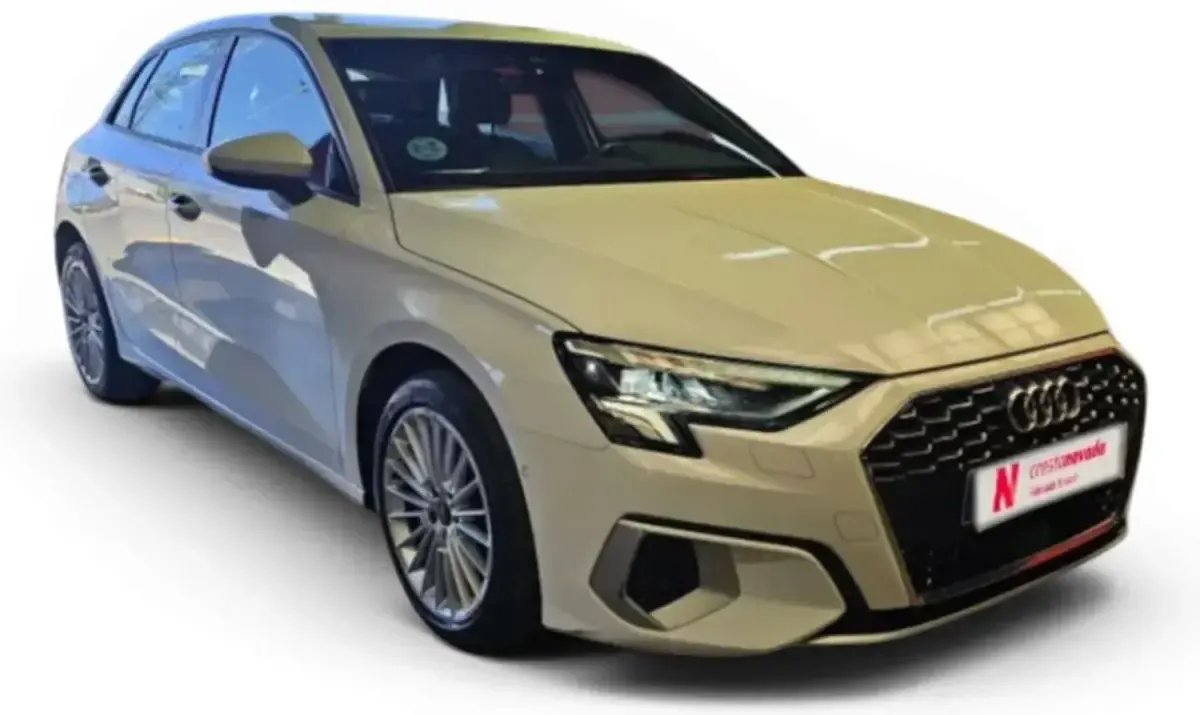Usado Audi A3 Sportback Advanced Plus 116 CV (85 kW) 2023 Blanco Utilitario