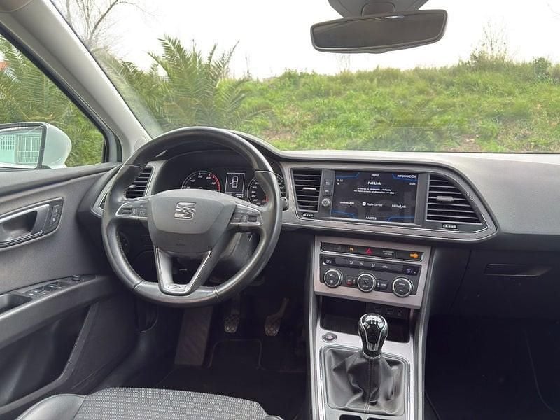 Usado Seat Leon XCELLENCE 150 CV (110 kW) 2019 Blanco Berlina