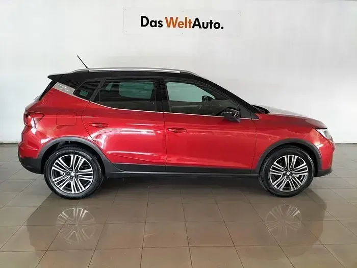 Usado Seat Arona FR 115 CV (84 kW) 2025 Rojo SUV