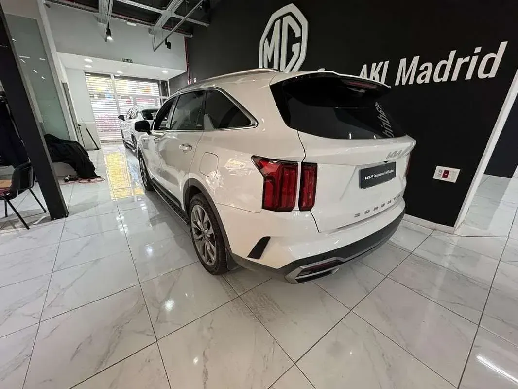 Usado Kia Sorento 203 CV (149 kW) 2022 Blanco SUV