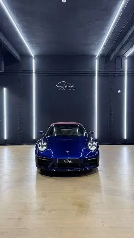 Usado Porsche 992 385 CV (283 kW) 2021 Azul Coupe