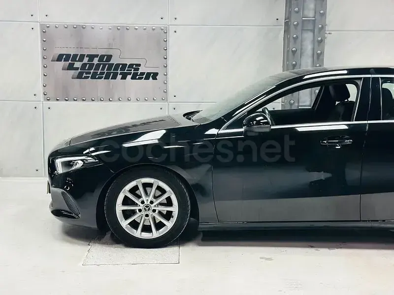 Usado Mercedes A180 116 CV (85 kW) 2020 Negro Berlina