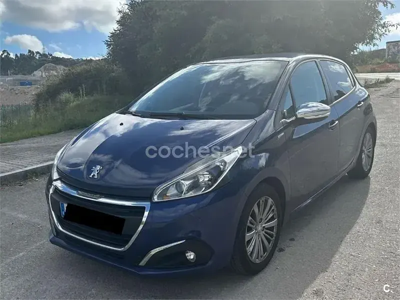 Usado Peugeot 208 Style 82 CV (60 kW) 2017 Azul Utilitario