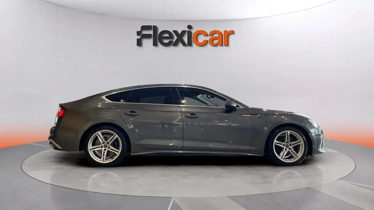 Usado Audi A5 Sportback Premium 163 CV (119 kW) 2021 Gris Utilitario