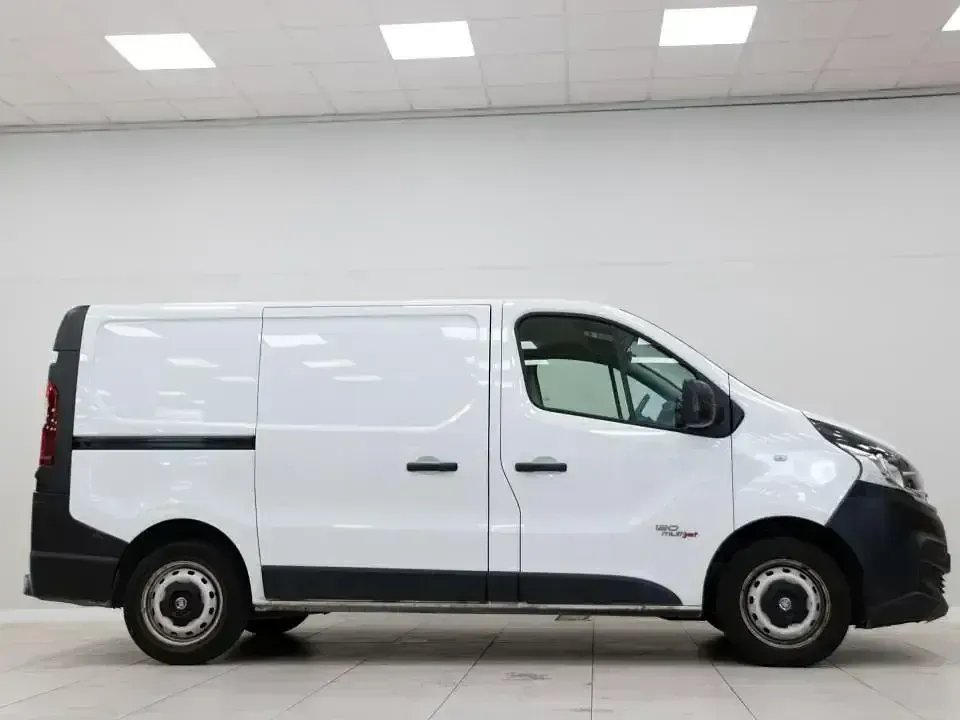 Usado Fiat Talento 120 CV (88 kW) 2018 Blanco Monovolumen