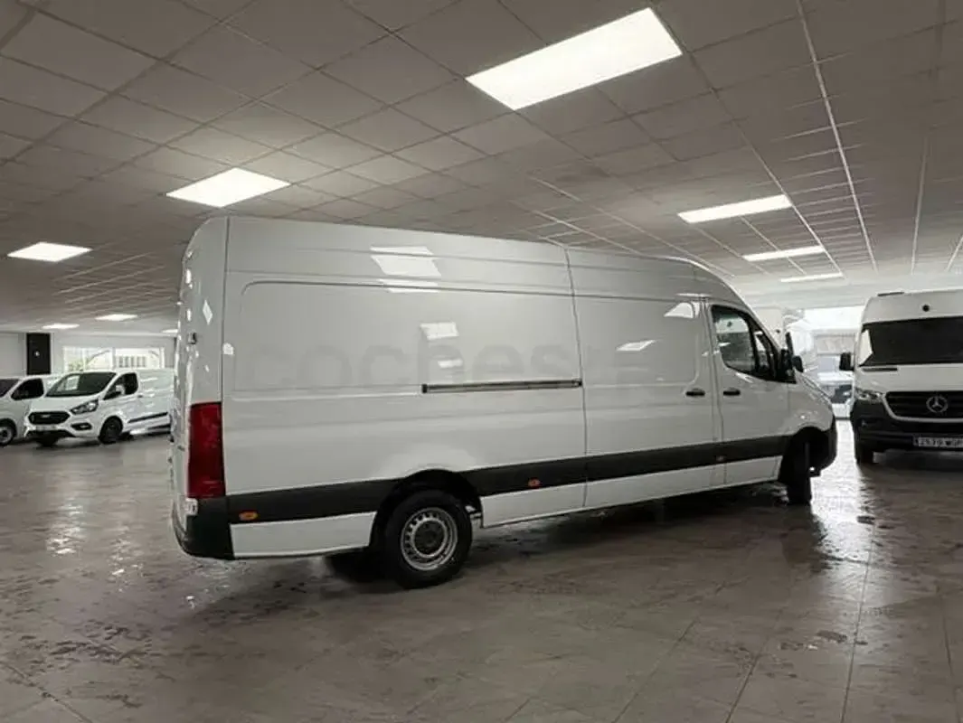 Usado Mercedes Sprinter 150 CV (110 kW) 2022 Blanco Van