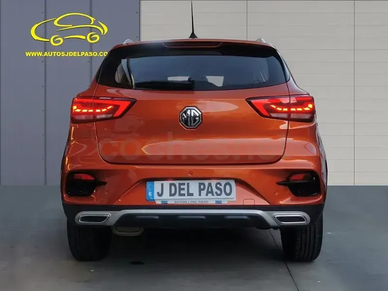 Usado MG ZS Luxury 111 CV (81 kW) 2022 Naranja SUV