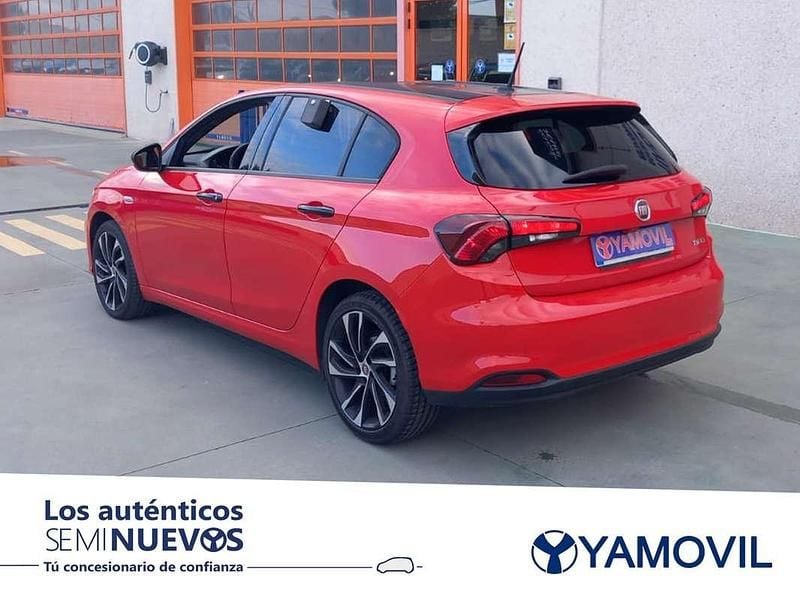 Usado Fiat Tipo S 120 CV (88 kW) 2019 Rojo Utilitario