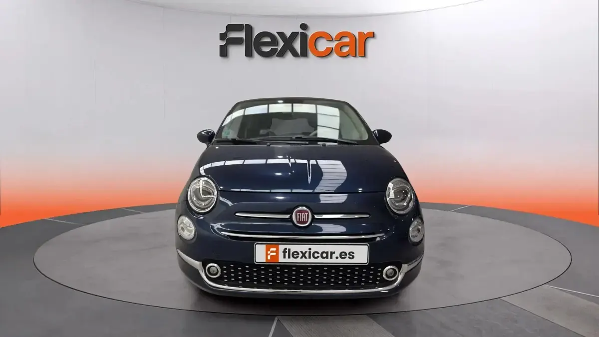 Usado Fiat 500 Dolcevita 71 CV (52 kW) 2023 Azul Berlina