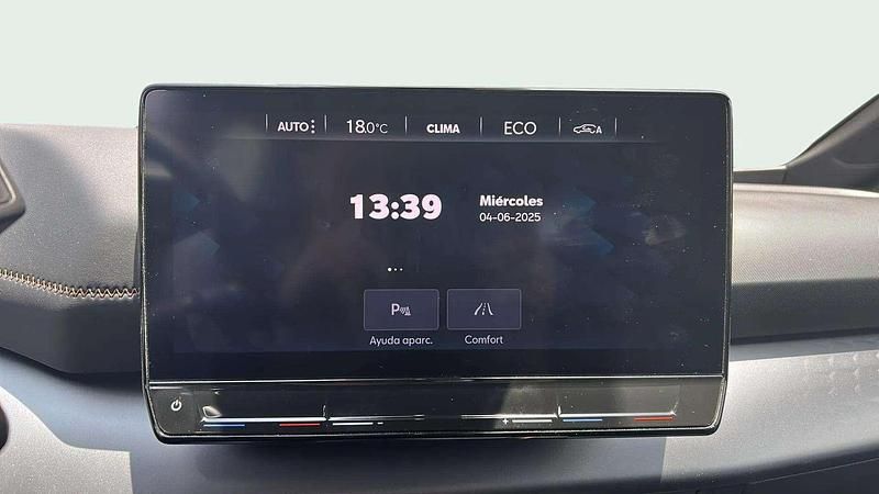 Usado Cupra Born e-Boost 172 kW (234 CV) 2023 Gris Utilitario