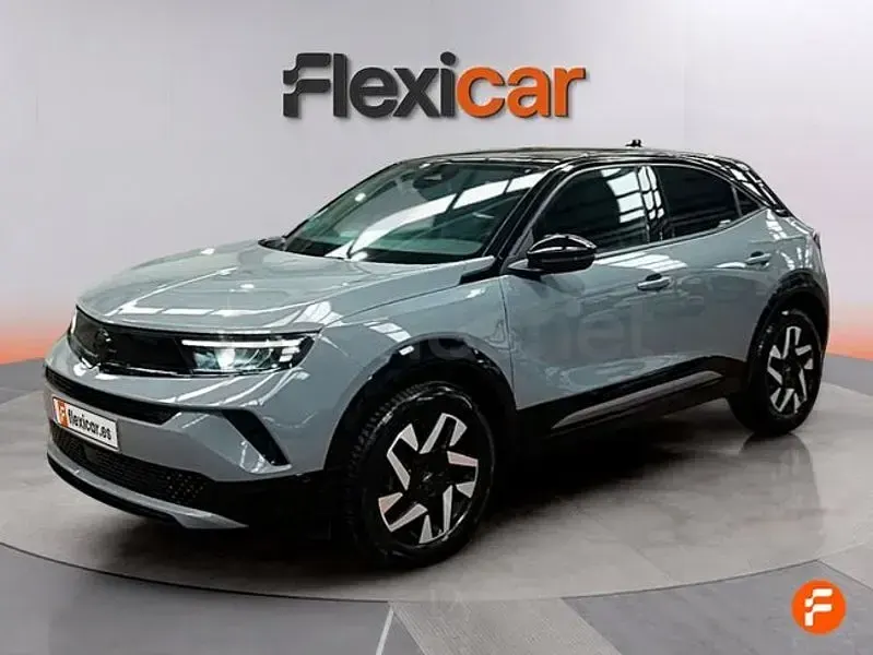 Usado Opel Mokka 136 CV (100 kW) 2025 Gris / plata SUV