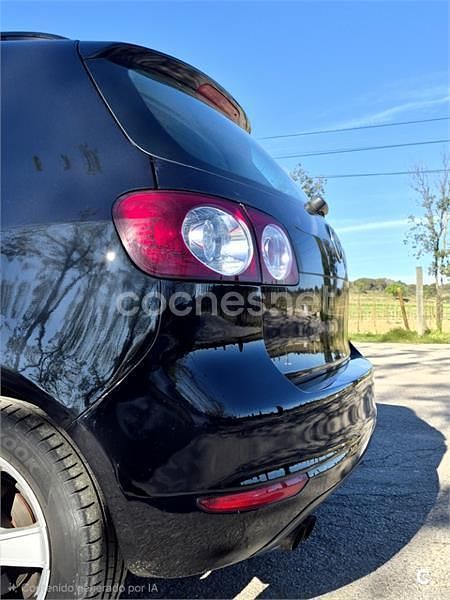 Begagnad VW Golf Plus Cross Advance 110 HK (80 kW) 2009 Svart Minibuss