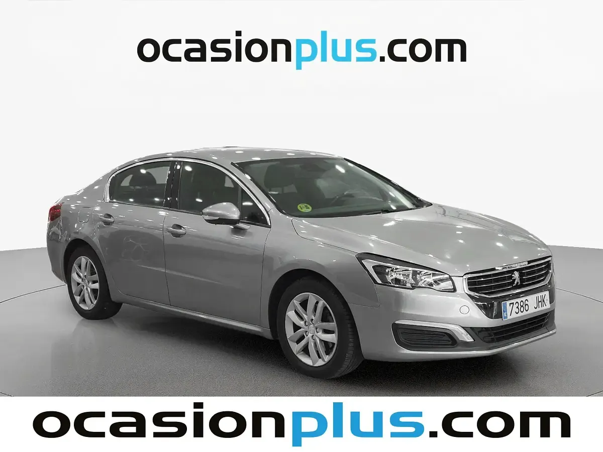 Usado Peugeot 508 Active 140 CV (102 kW) 2015 Gris Berlina