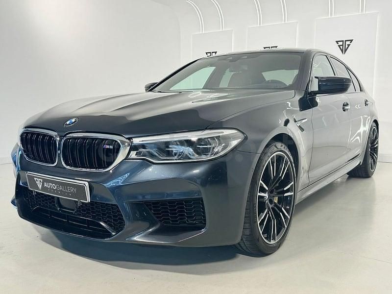 Usado BMW M5 600 CV (441 kW) 2018 Gris / plata Berlina