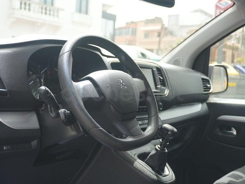 Usado Peugeot Traveller Business-Line 145 CV (106 kW) 2021 Gris / plata Monovolumen