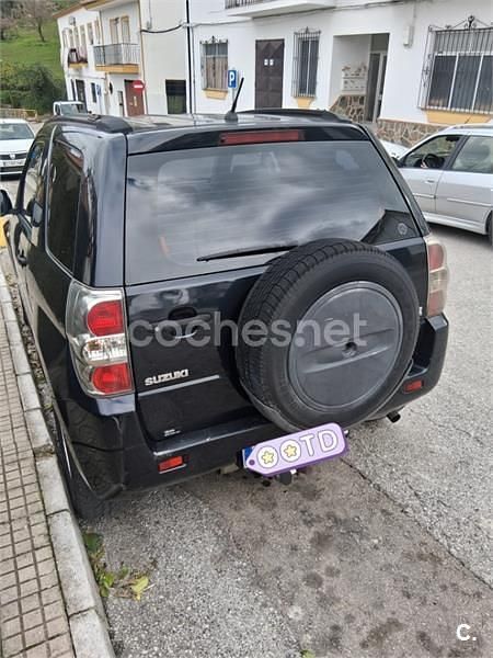 Usado Suzuki Grand Vitara 129 CV (94 kW) 2006 Negro SUV