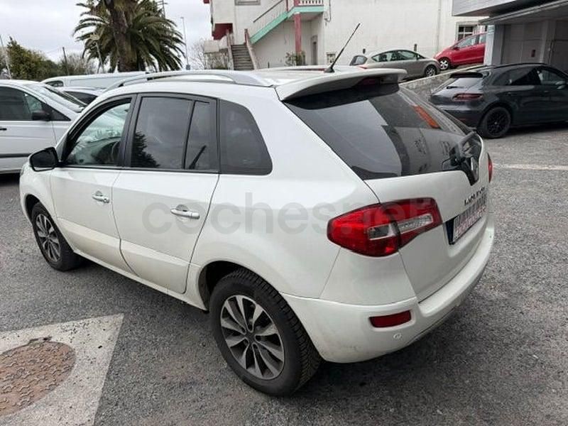 Usado Renault Koleos Dynamique 150 CV (110 kW) 2012 Blanco SUV
