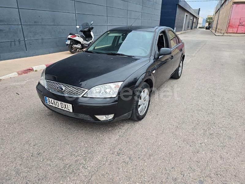 Negro Usado 2006 Ford Mondeo Trend Berlina | 2500 € (Precio justo) - Imagen 1/4