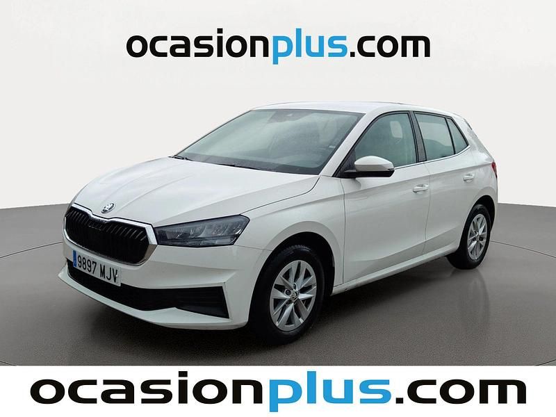 Usado Skoda Fabia Ambition 95 CV (69 kW) 2023 Blanco Utilitario