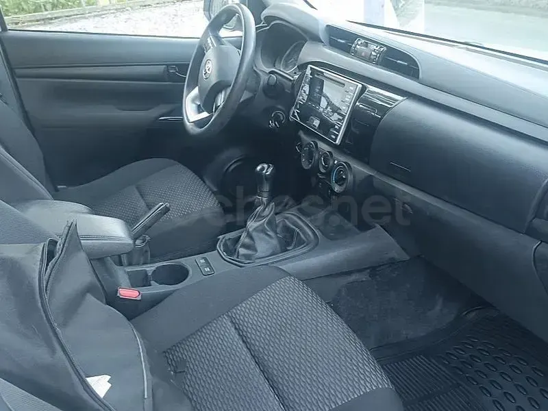 Usado Toyota HiLux 150 CV (110 kW) 2020 Blanco Pickup/Camioneta