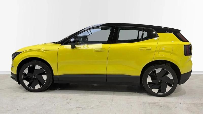 Usado Volvo EX30 Ultra 200 kW (272 CV) 2024 SUV