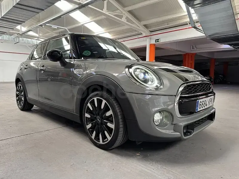 Usado Mini Cooper S 192 CV (141 kW) 2018 Gris / plata Utilitario