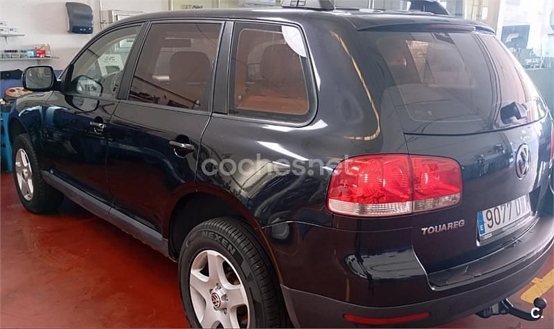 Usado VW Touareg R 174 CV (127 kW) 2005 Negro SUV