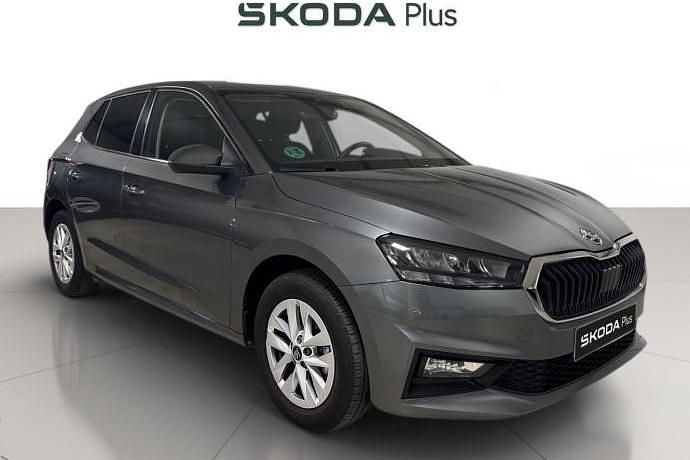 Usado Skoda Fabia Selection 95 CV (69 kW) 2025 Utilitario