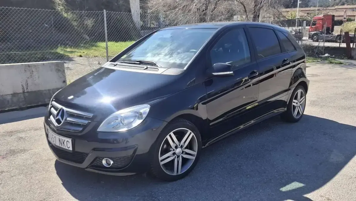 Brugt Mercedes B180 109 HK (80 kW) 2011 Sort MPV