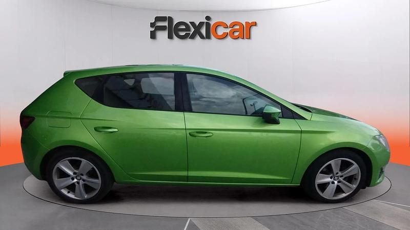 Usado Seat Leon FR 150 CV (110 kW) 2016 Verde Berlina