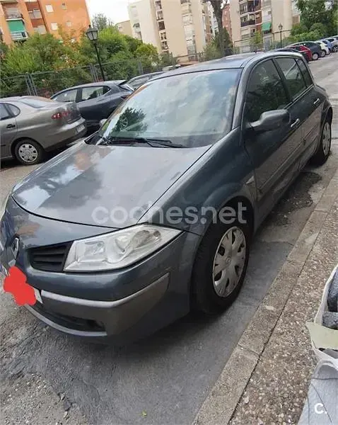 Usado Renault Mégane Business 105 CV (77 kW) 2007 Gris / plata Berlina