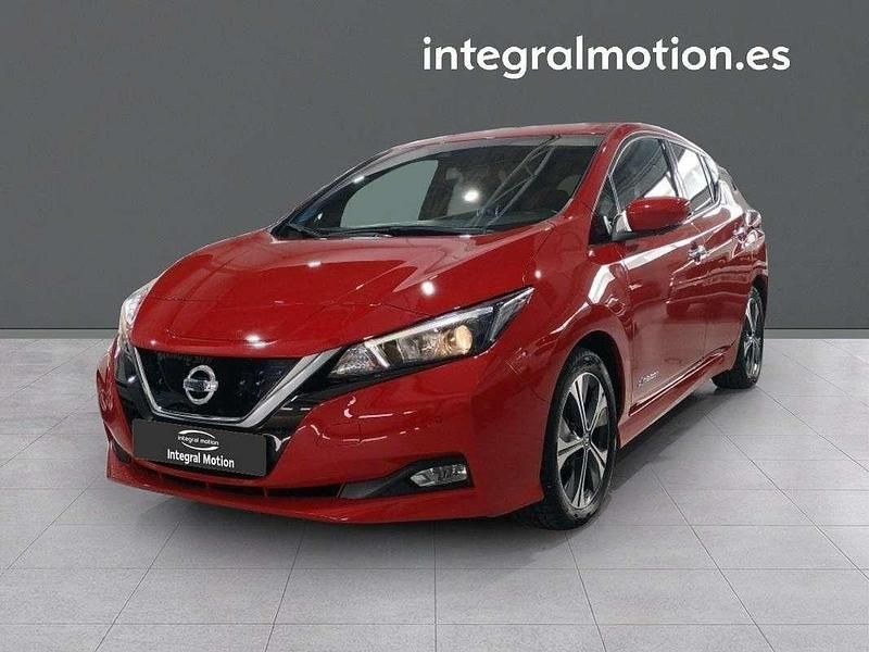 Rojo Usado 2018 Nissan Leaf N-Connecta Utilitario | 12.500 € (Un poco caro) - Imagen 1/4