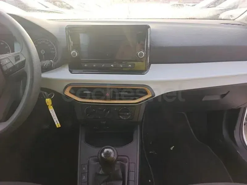 Usado Seat Ibiza Reference 80 CV (58 kW) 2022 Blanco Utilitario