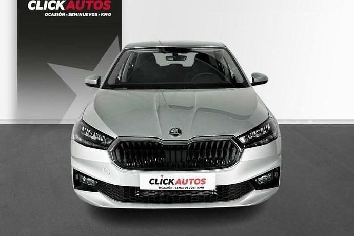 Usado Skoda Fabia Ambition 110 CV (80 kW) 2024 Negro Utilitario