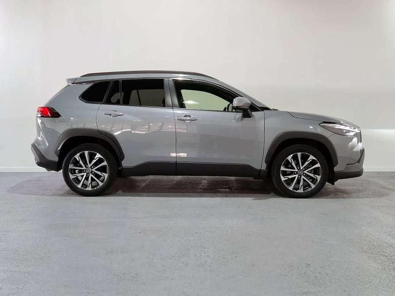 Usado Toyota Corolla Cross Plus 197 CV (144 kW) 2023 Gris SUV
