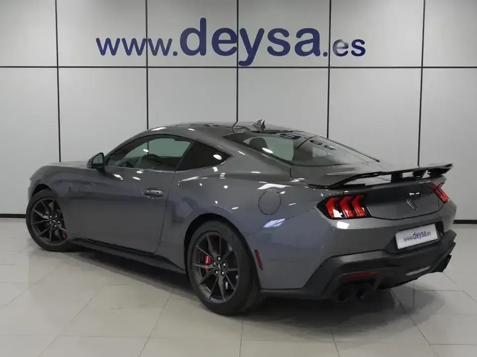Uusi Ford Mustang 454 HP (333 kW) 2026 Harmaa Coupe - kaksiovinen