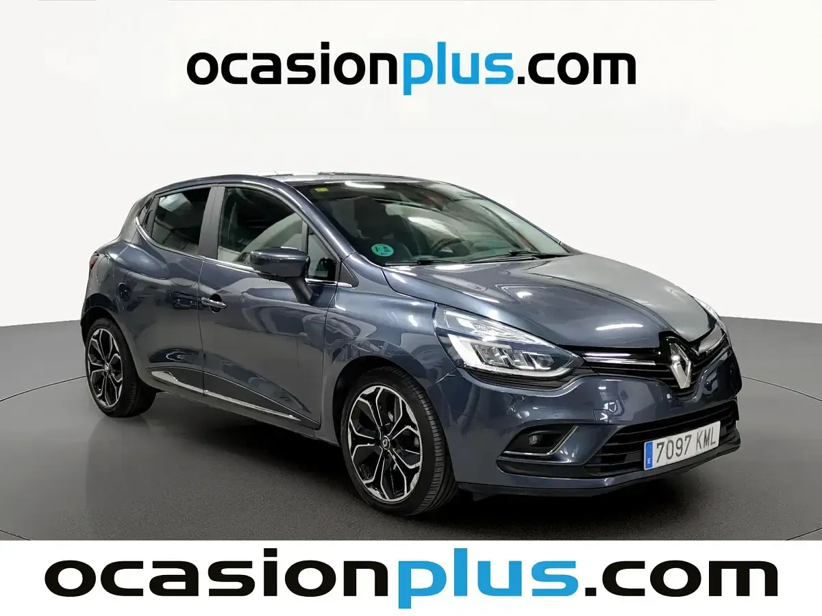 Usado Renault Clio Zen 90 CV (66 kW) 2018 Gris