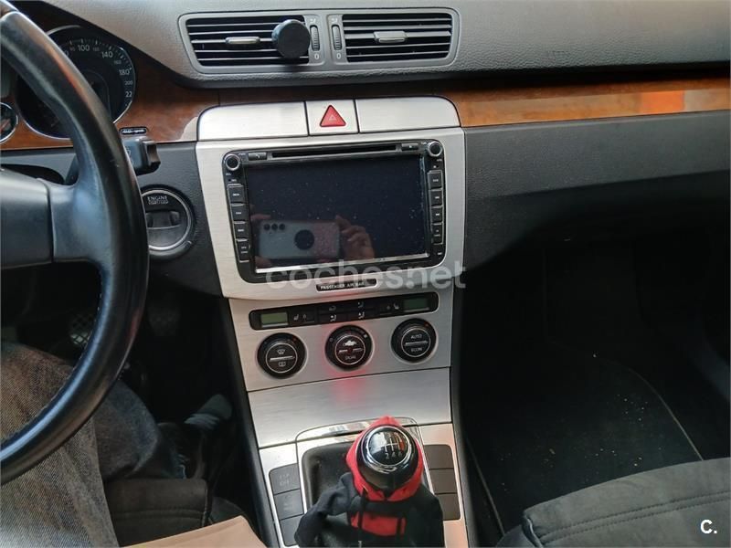 Azul Usado 2007 VW Passat Advance Familiar | 4400 € (Precio justo) - Imagen 1/4