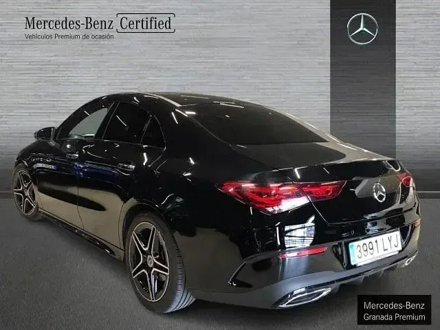 Usado Mercedes CLA180 AMG line 136 CV (100 kW) 2022 Negro noche Coupe