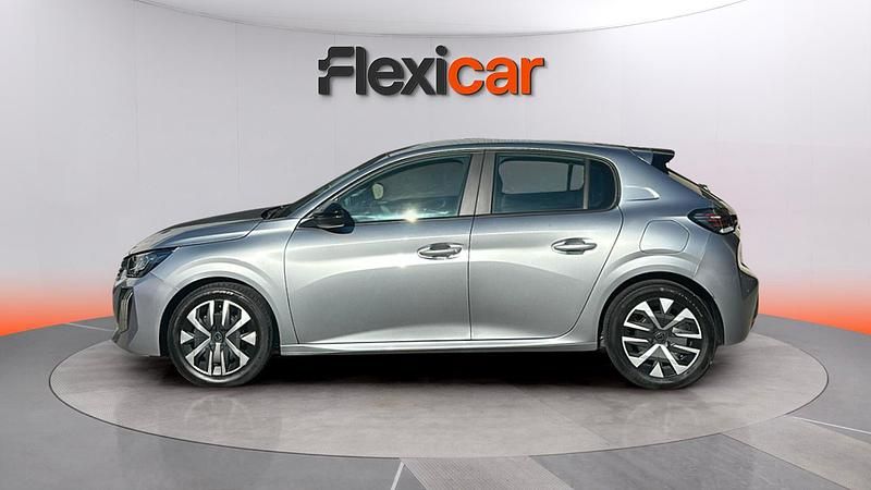 Usado Peugeot 208 Allure 102 CV (75 kW) 2024 Gris Utilitario