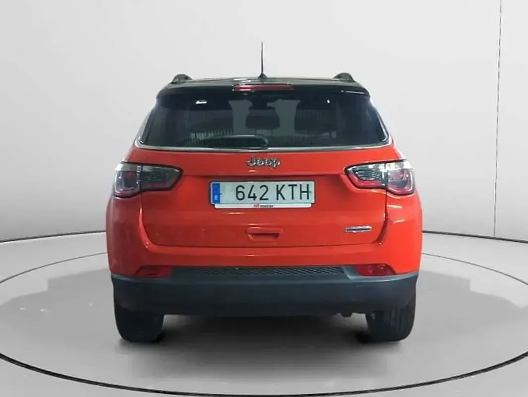 Usado Jeep Compass Longitude 120 CV (88 kW) 2019 Naranja SUV