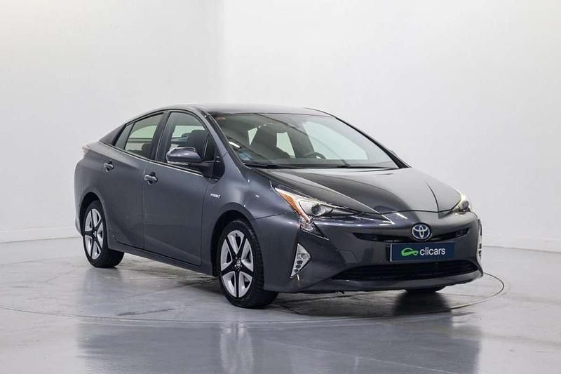 Usado Toyota Prius Advance 98 CV (72 kW) 2017 Gris Berlina