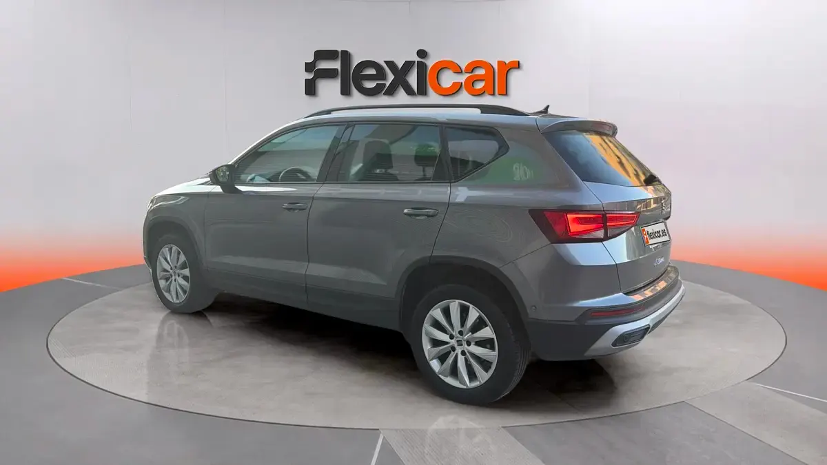Usado Seat Ateca 150 CV (110 kW) 2022 Gris SUV