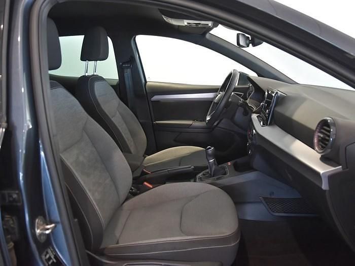 Usado Seat Ibiza 115 CV (84 kW) 2024 Gris