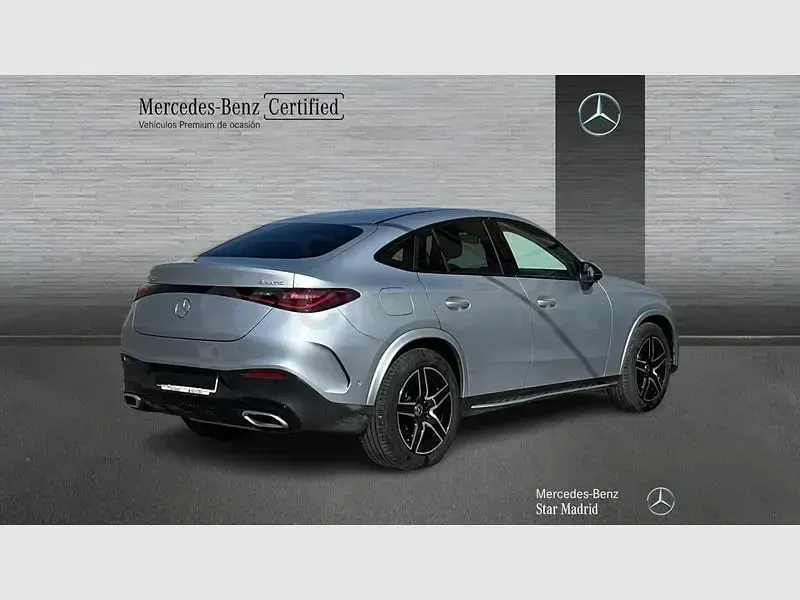 Usado Mercedes GLC200 204 CV (150 kW) 2025 Gris / plata SUV