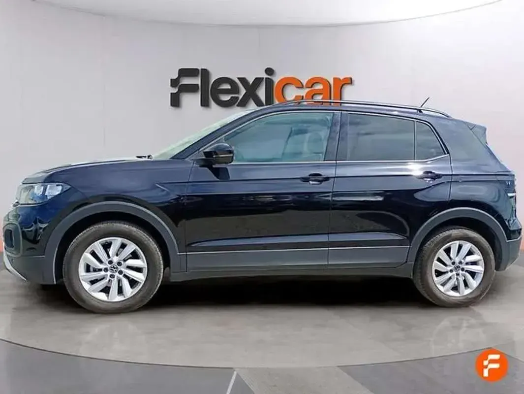 Usado VW T-Cross Advance 110 CV (80 kW) 2022 Negro SUV